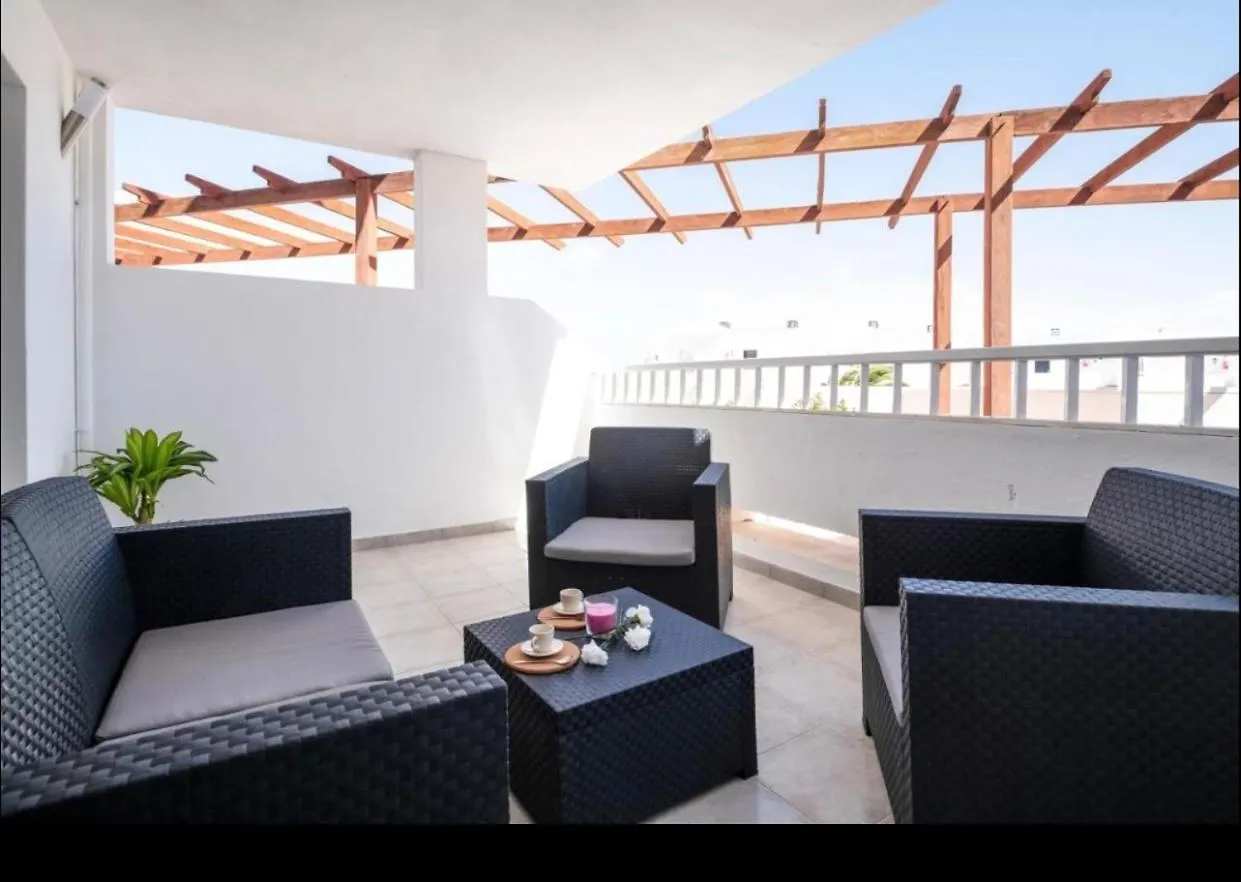 Paula Apartment Costa Teguise